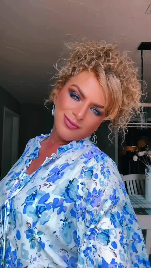 @cinderelly03