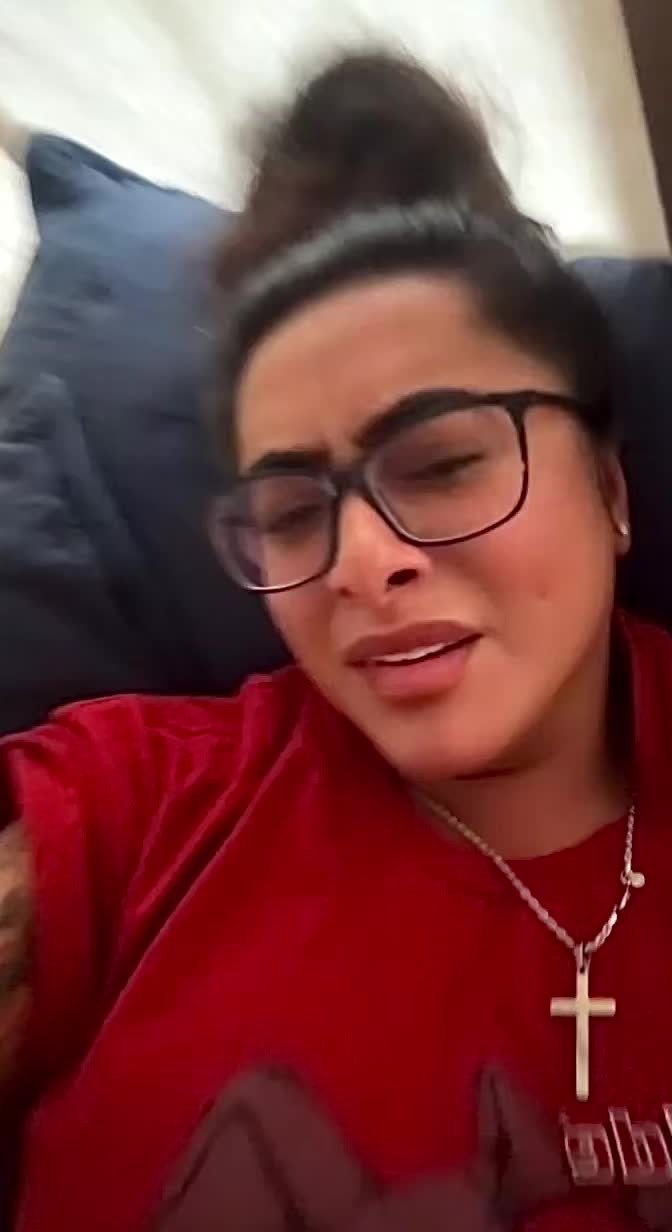 @breamaxine0217