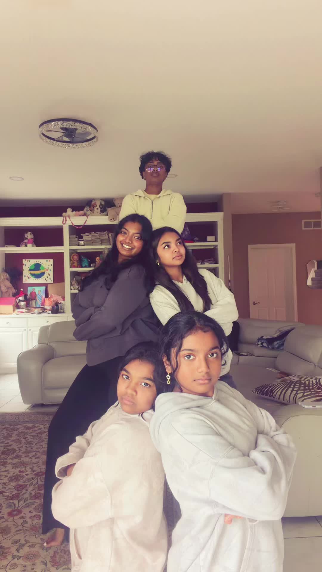 @sneha🦋