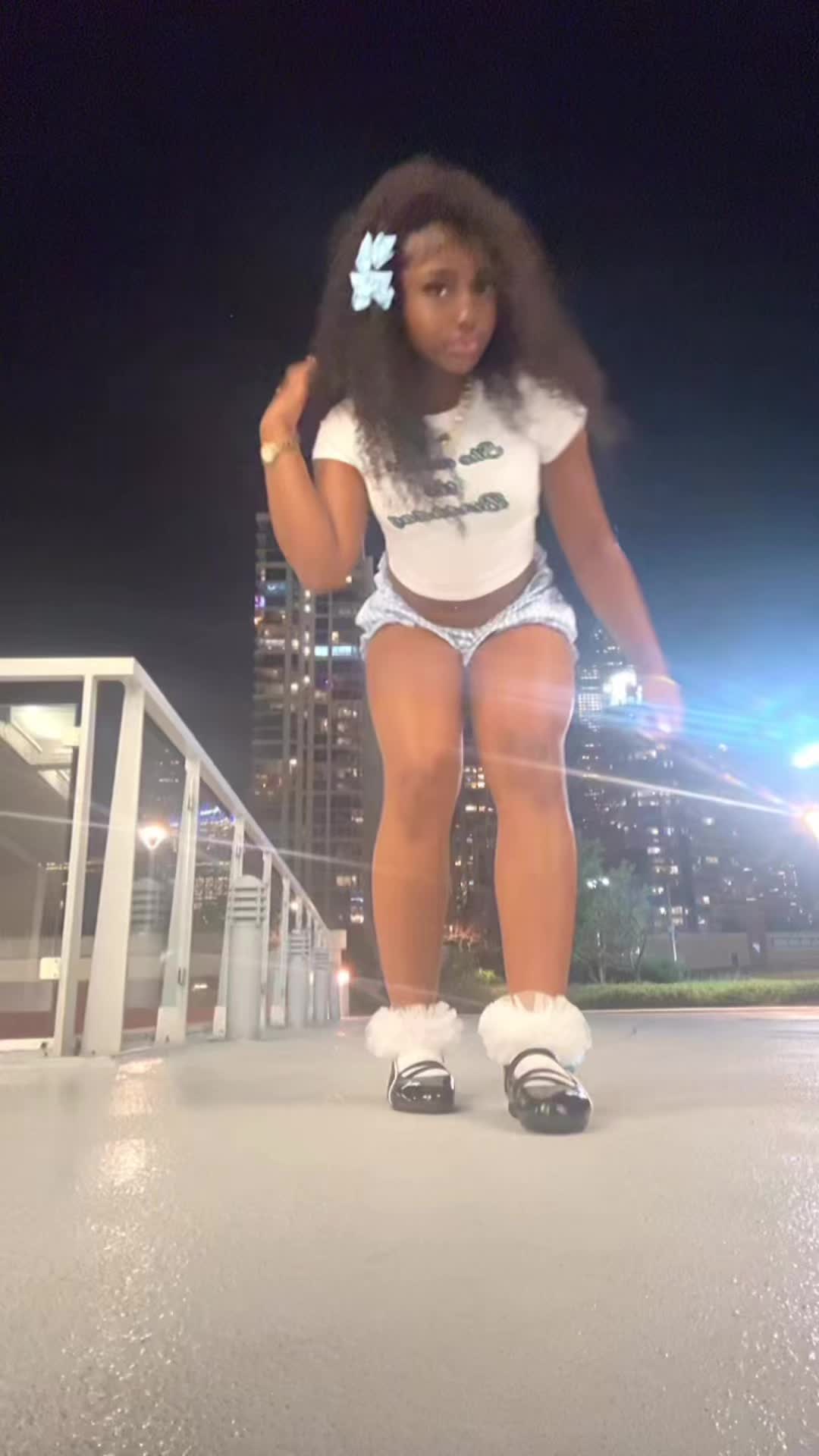 @CHICA BONITA