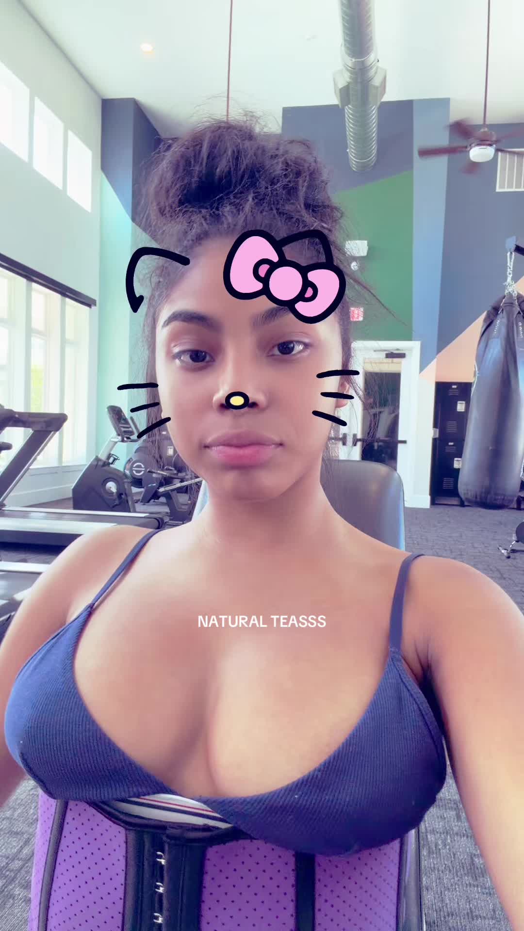 @leilamiraclee