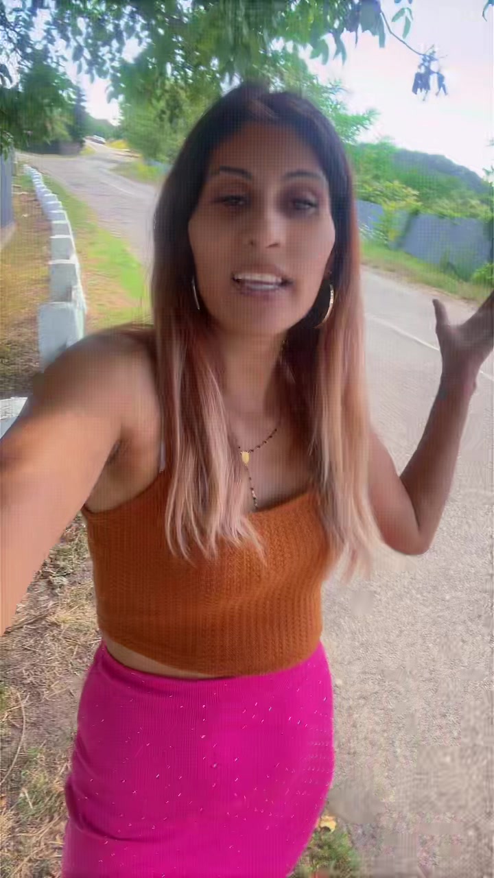 @💞💞Laura brunețica👑 👑