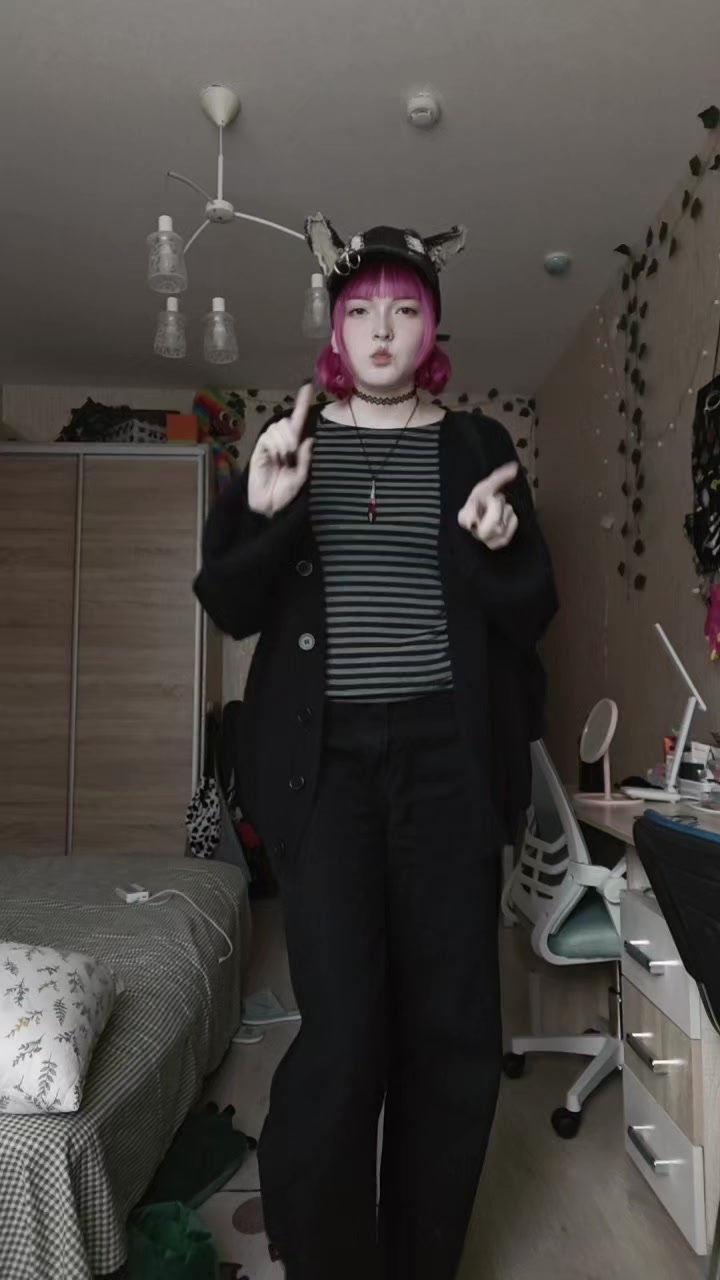 @༺༒𝕾𝖔𝖕𝔥𝔦𝔢༒༻ 松鼠