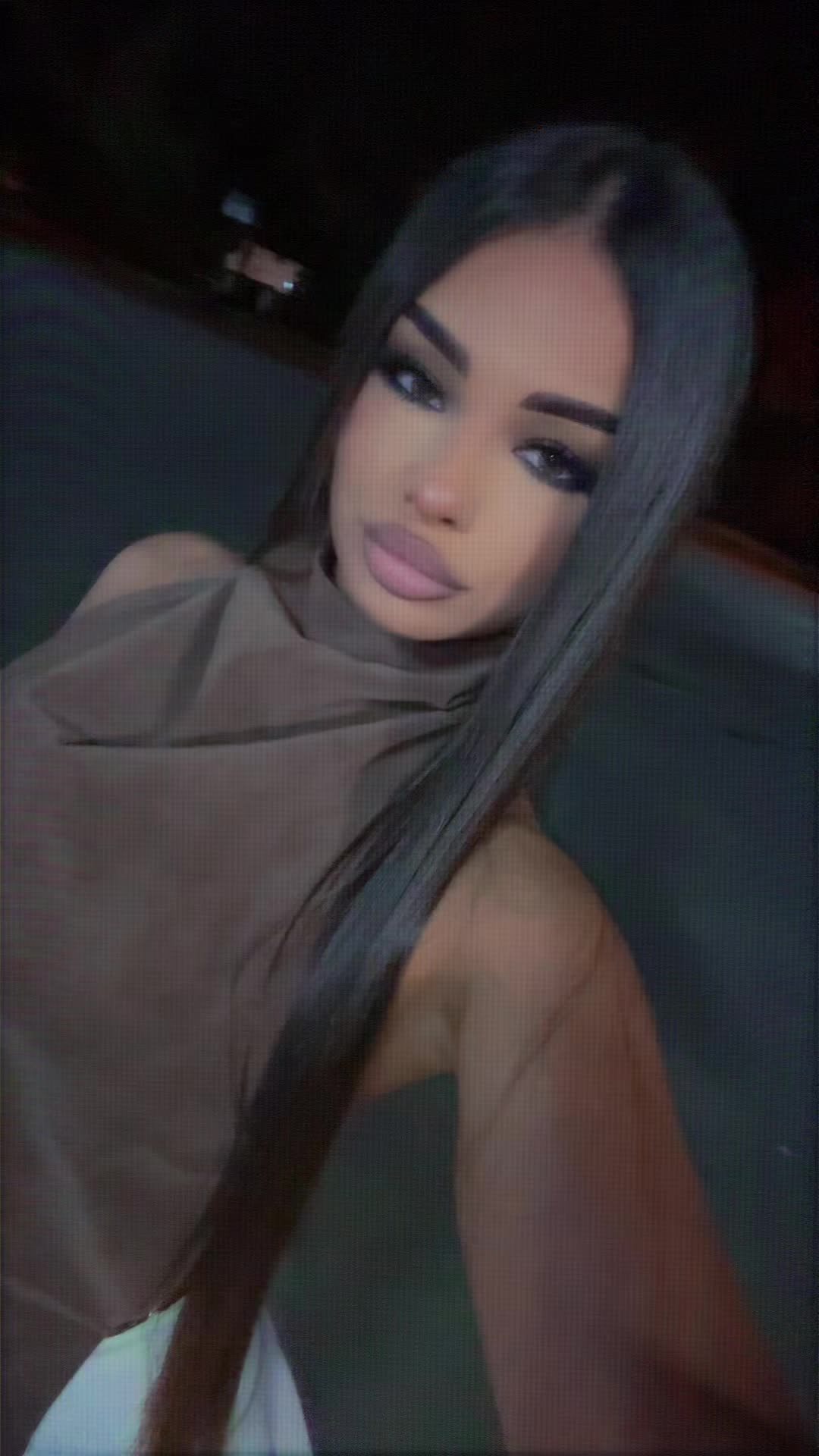 @Elissa
