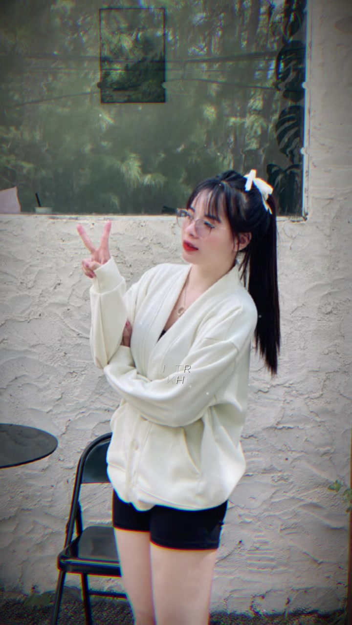 @người l&igrave; hay dỗi