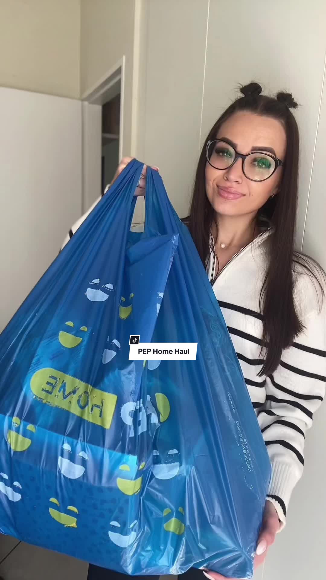 @YourGirl_Clauds