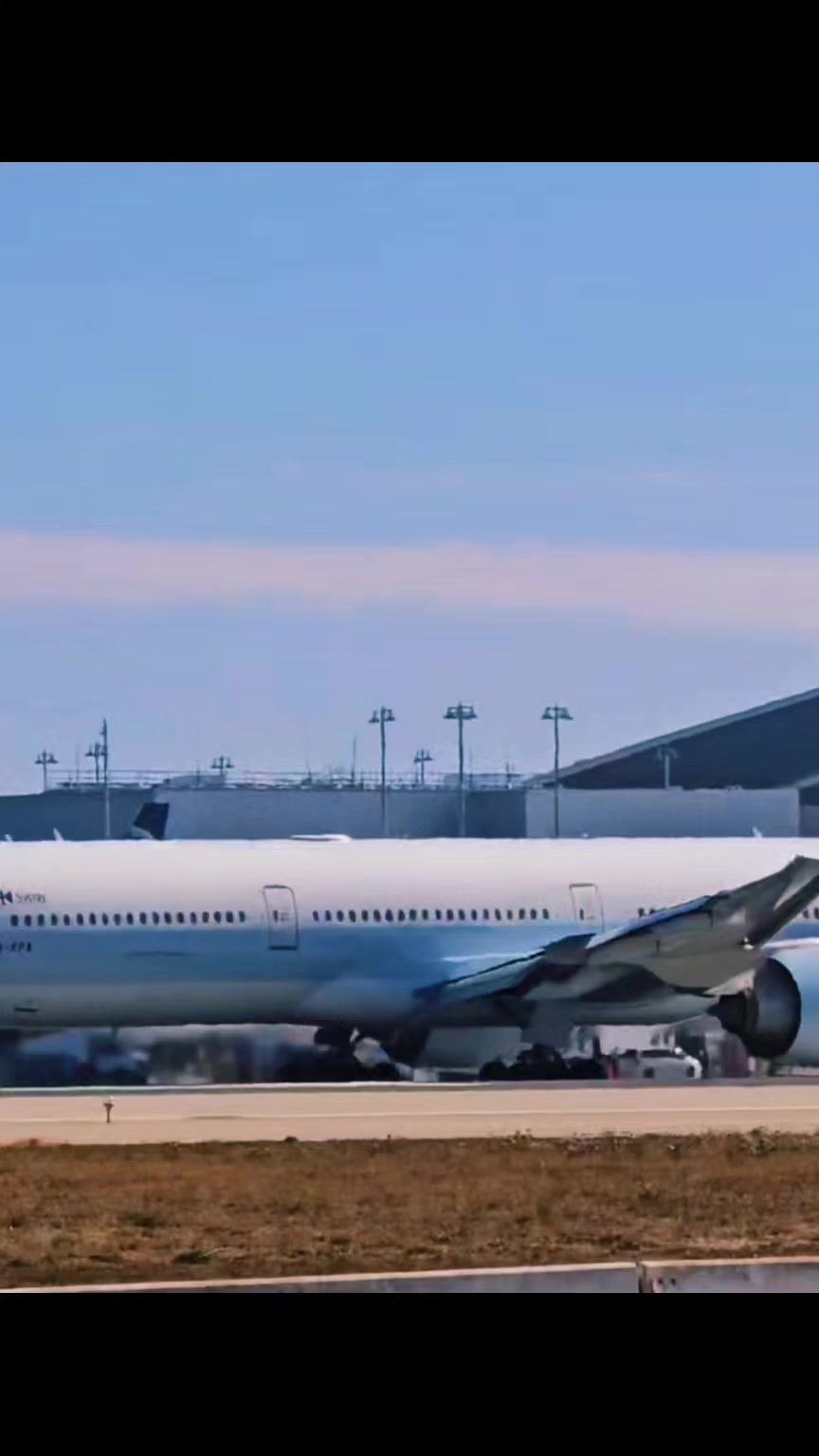 @Airplane Lover