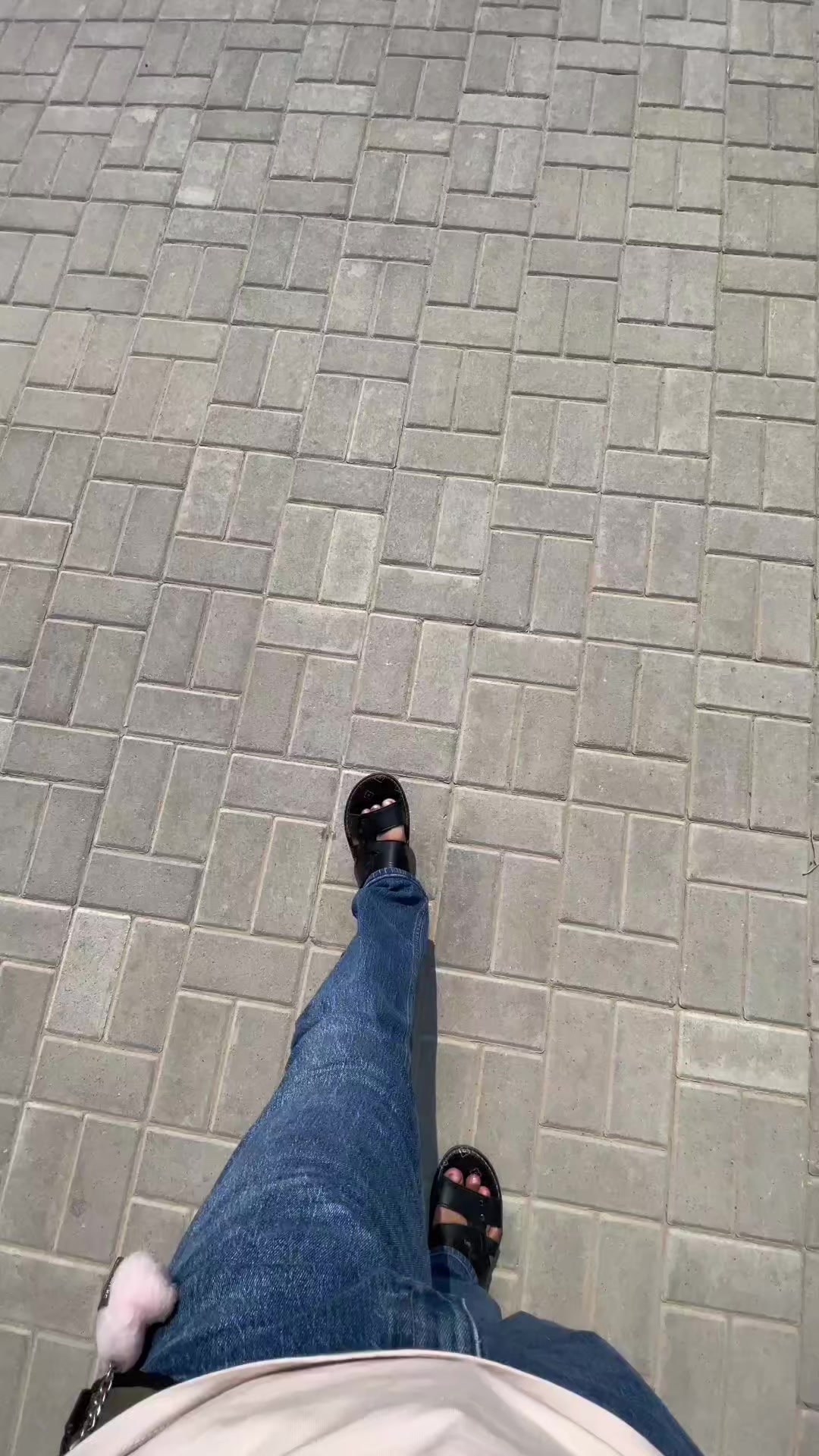 @Mss_Mona