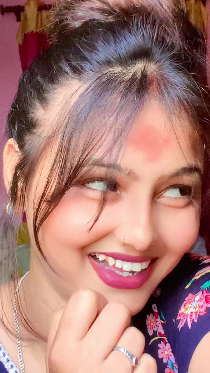 @👑Nesa Yadav❣️🦋