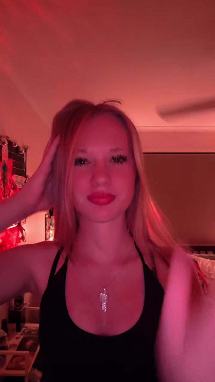 @ellaa📸