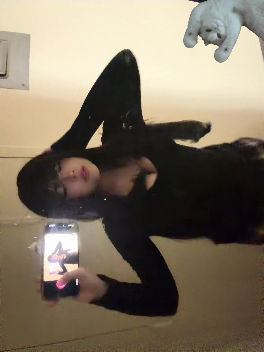 @Yari