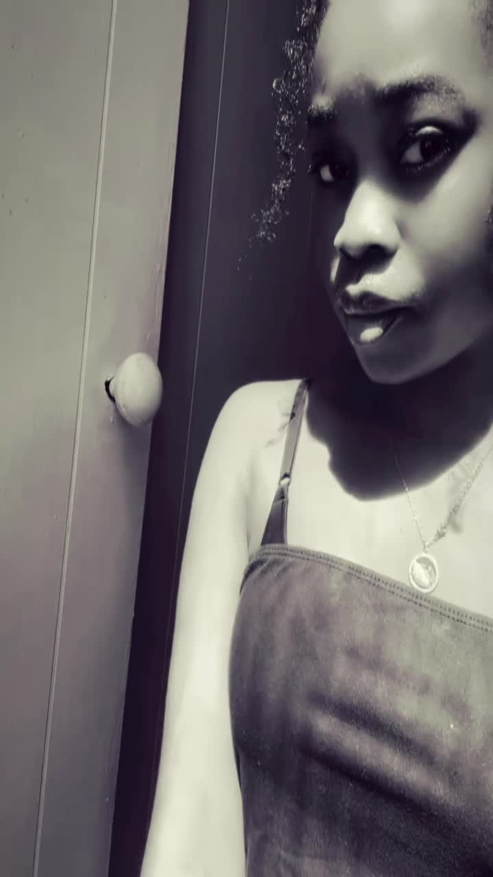 @🌟𝒩𝒾𝓎𝒶𝓇𝒽🎀🇬🇭🇺🇸