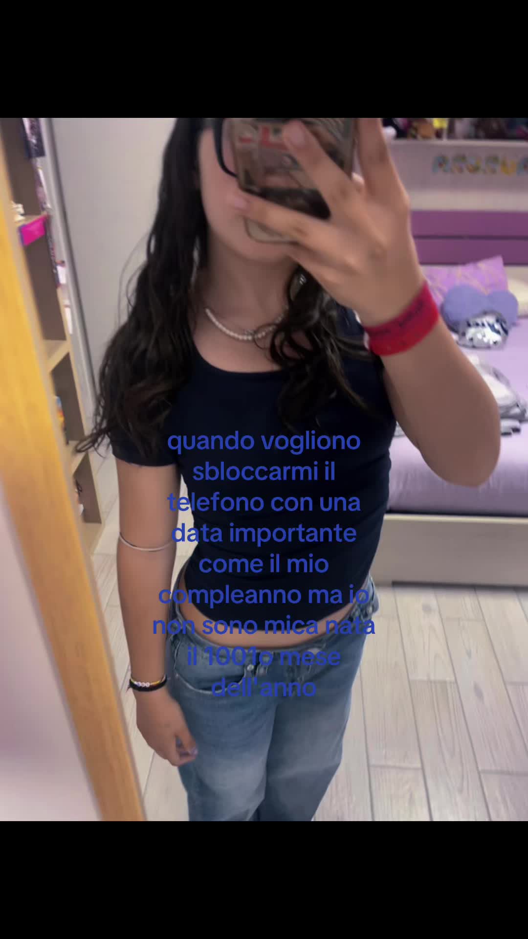 @𝓻𝓸𝓻𝓸𝓫𝓸𝓸𝓴𝓼𝓱𝓮𝓵𝓯⭐️🎫
