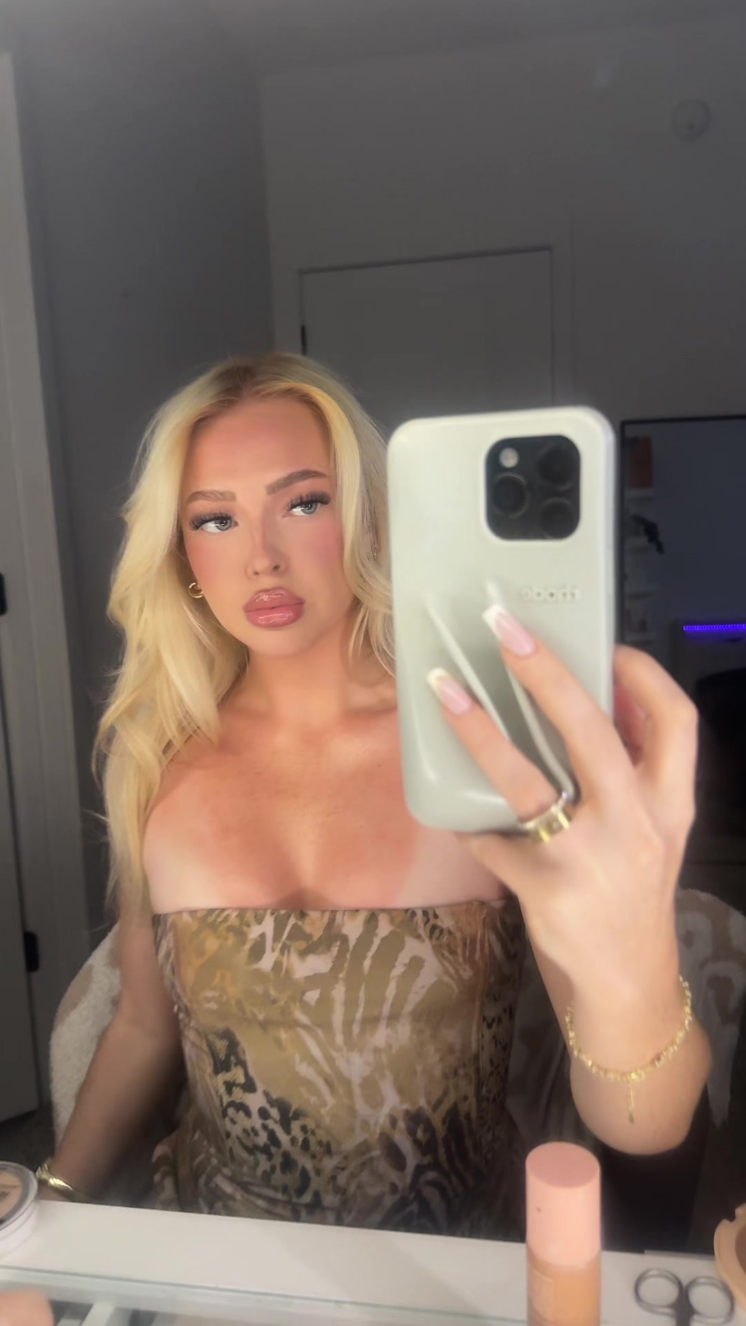 @chloey🎀