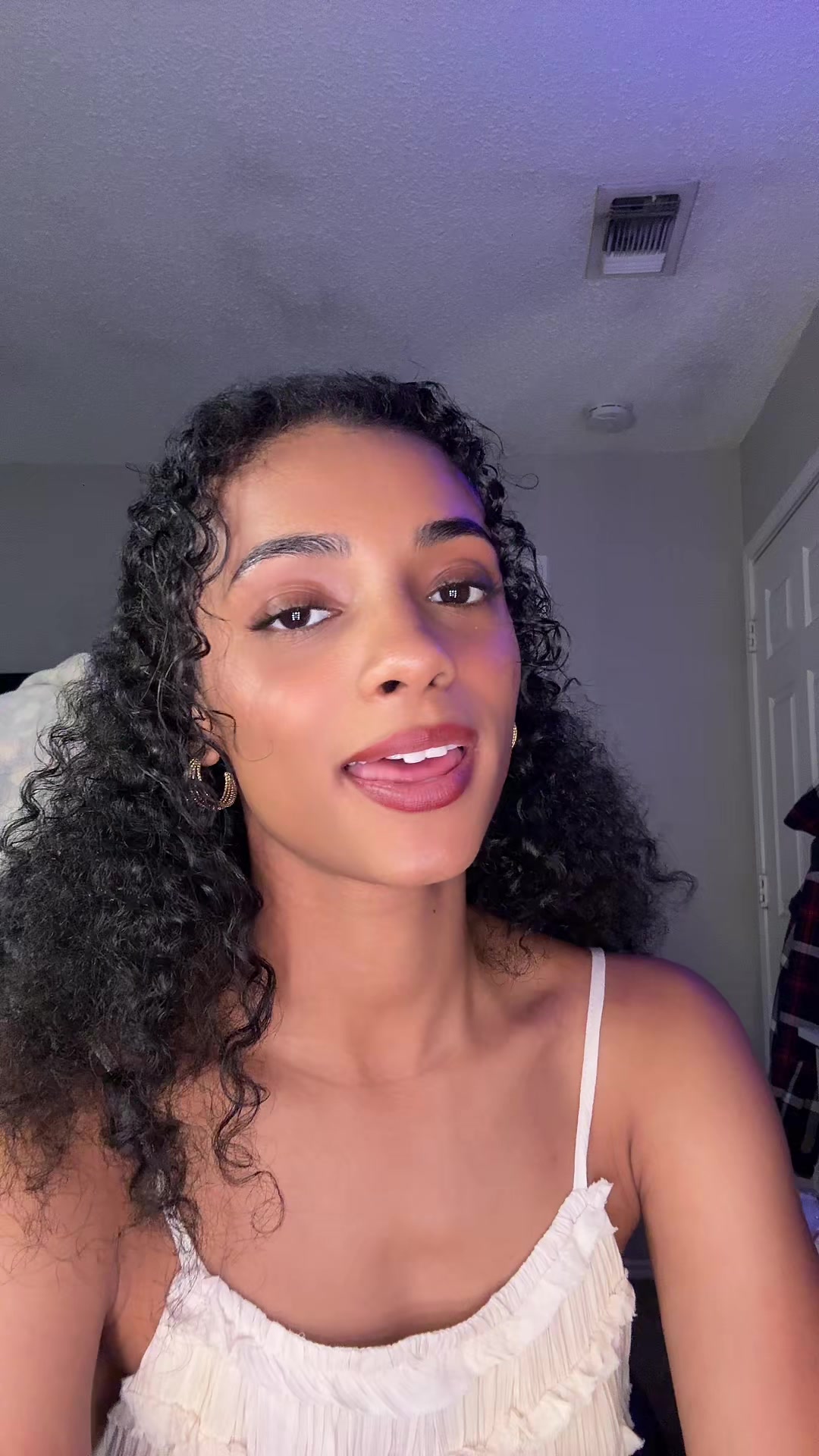 @Kiaramariewright