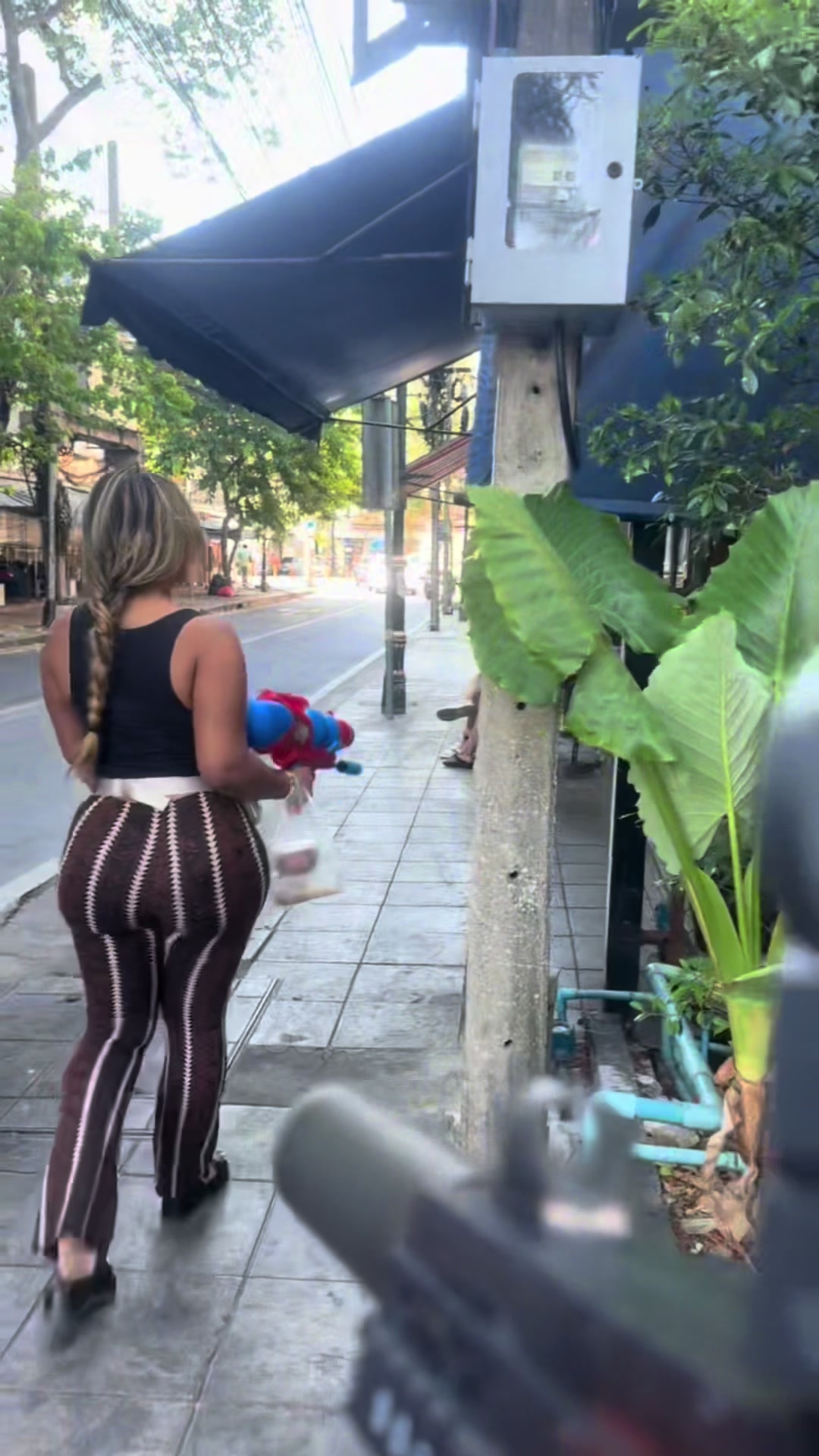 @Tonti🇹🇭