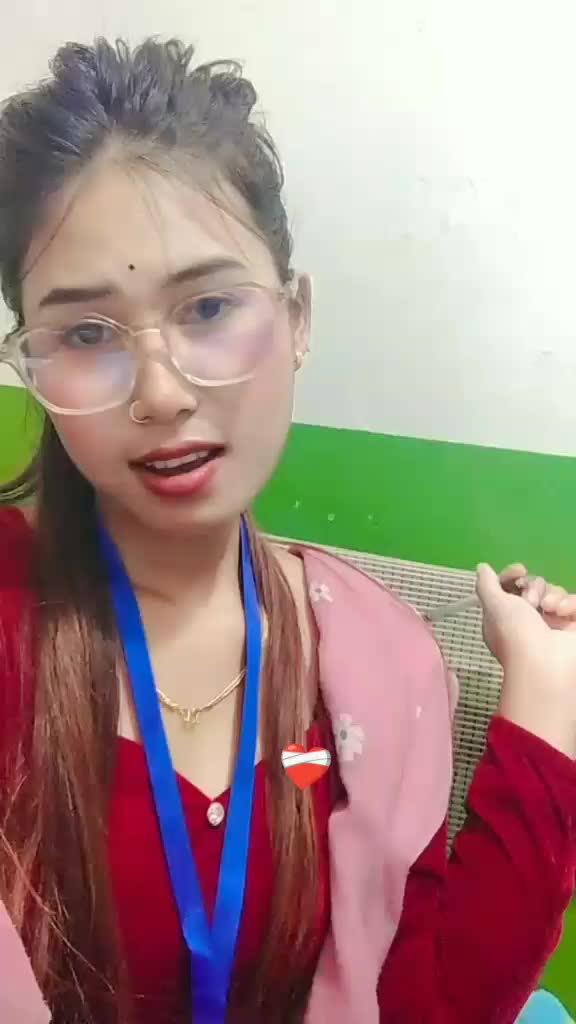 @Xoti(•‿•)
