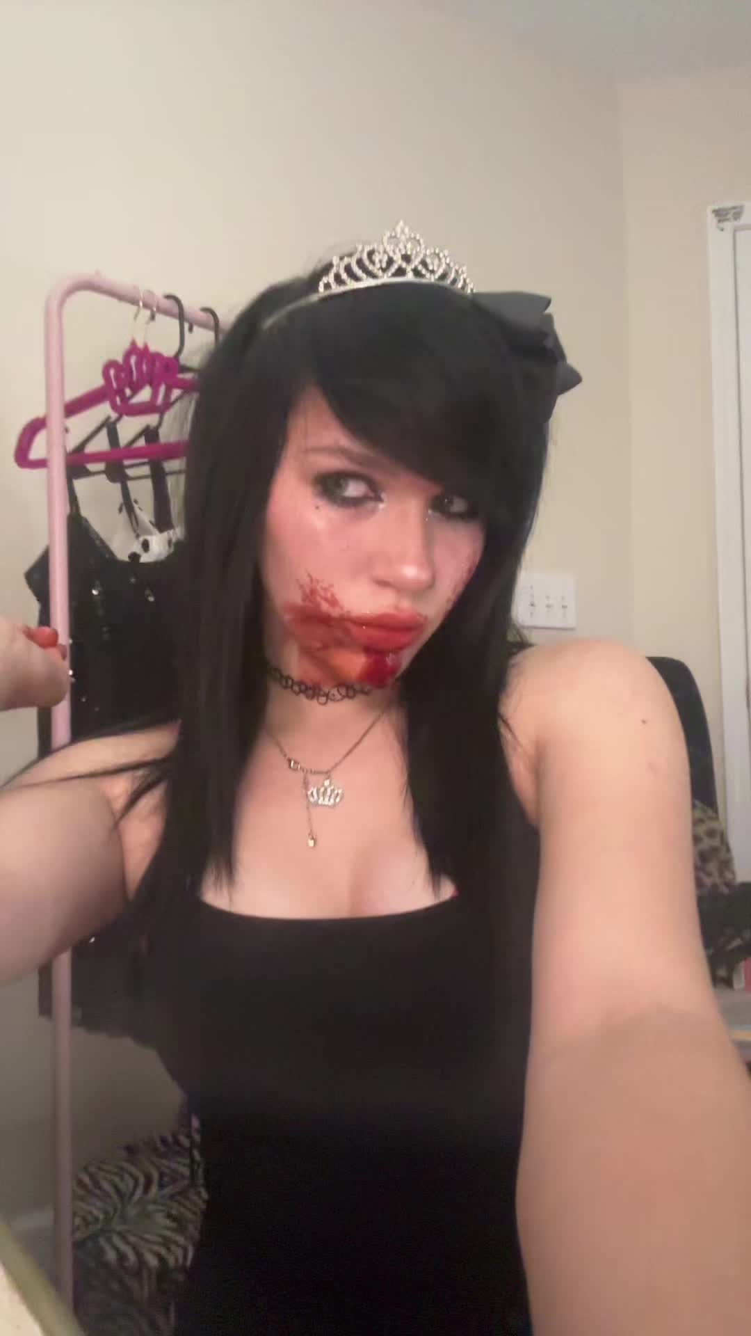 @thackerymustdie