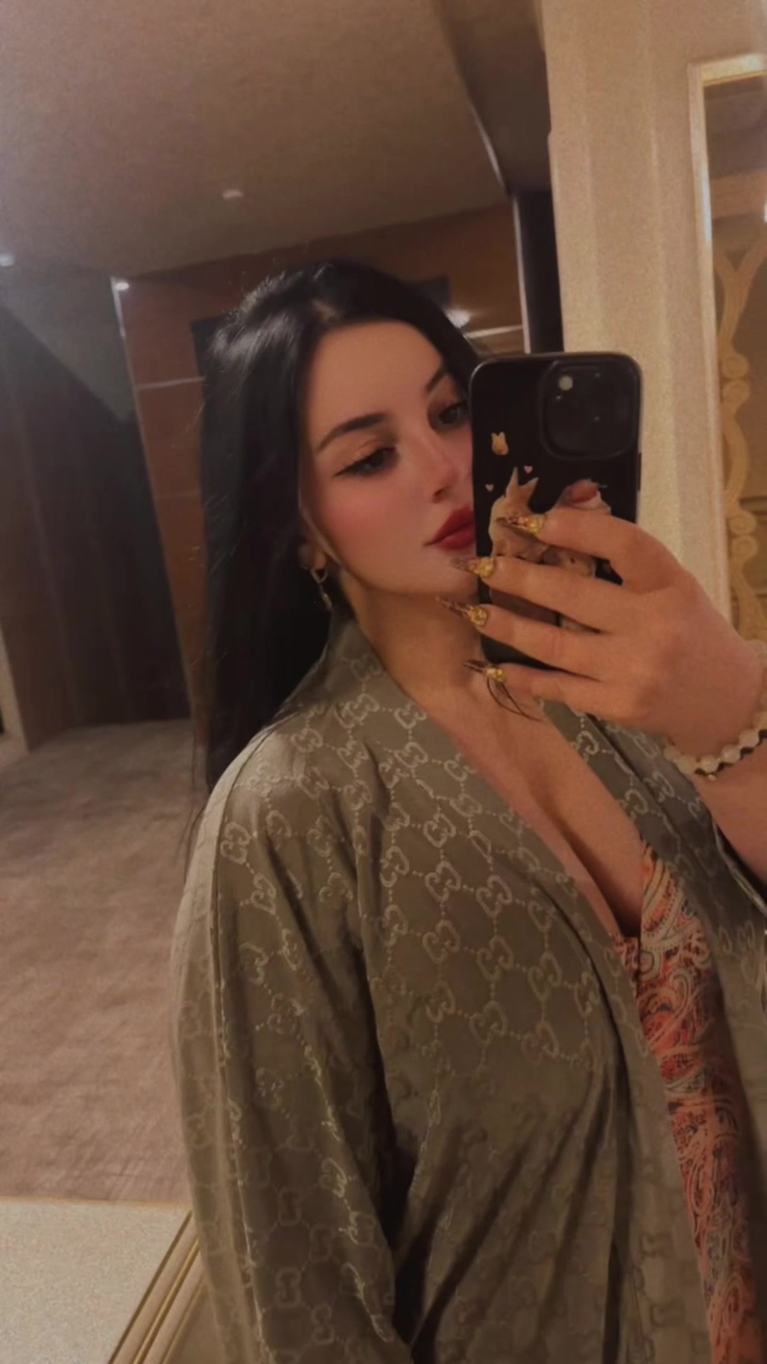 @Julia_baku