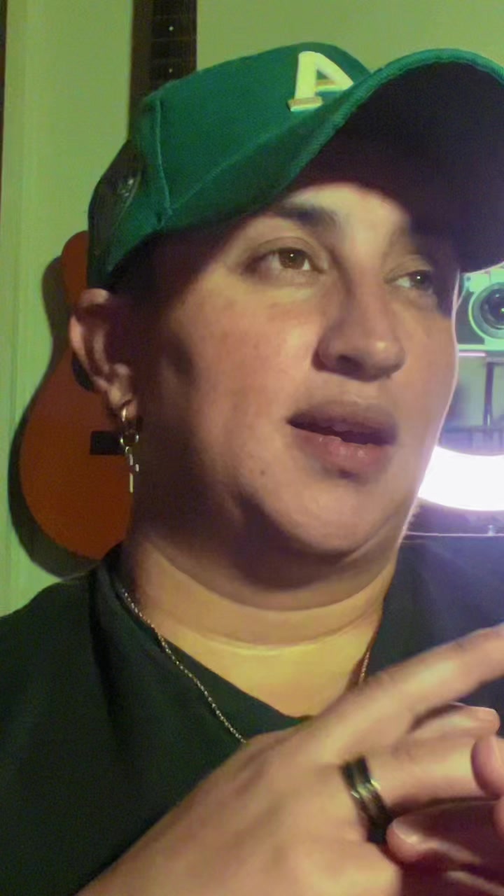 @EmiGuillén/Locutora🎙️