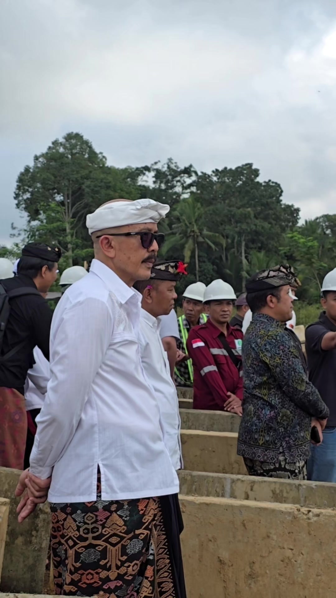 @I WAYAN DIAR