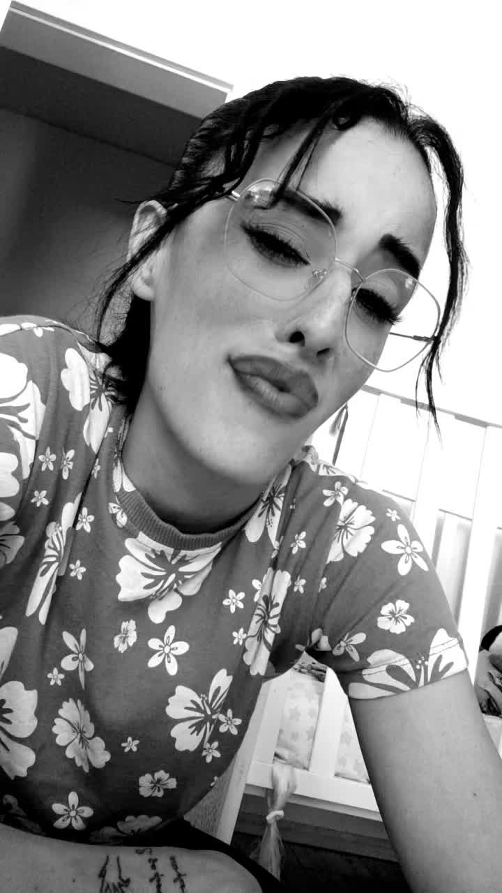 @&bull;EMILY&bull;❤️&zwj;🔥