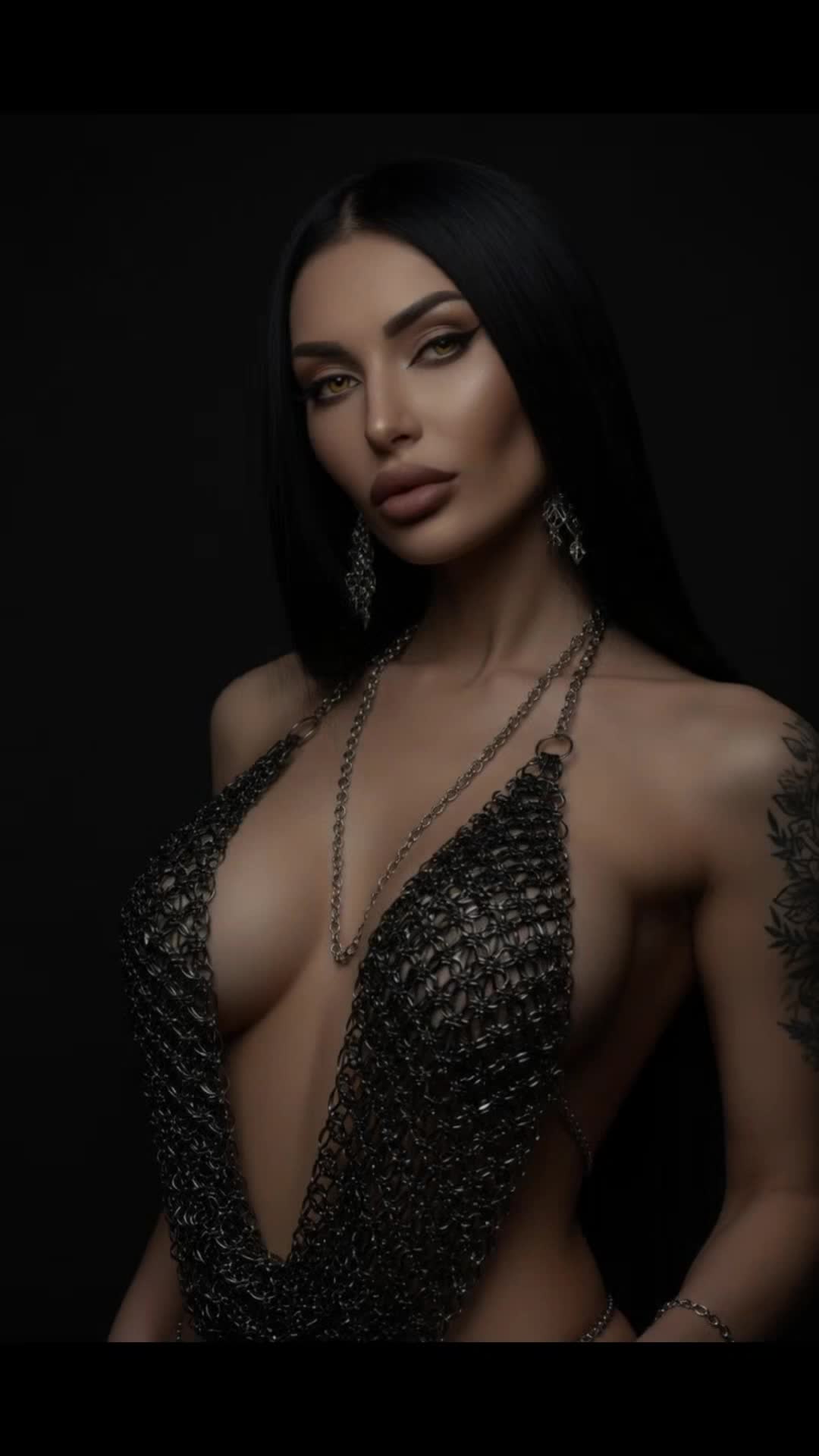 @Aighteenplus