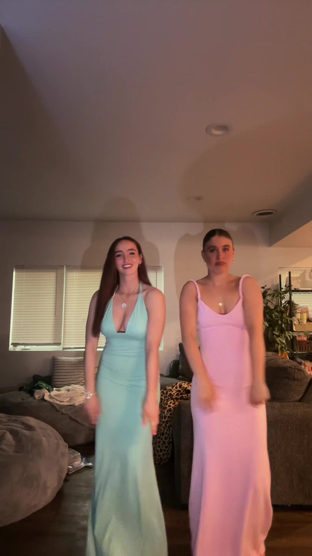@thatfrecklegirlleah