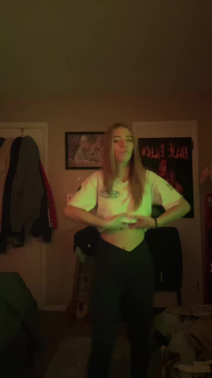 @livy.poo.16