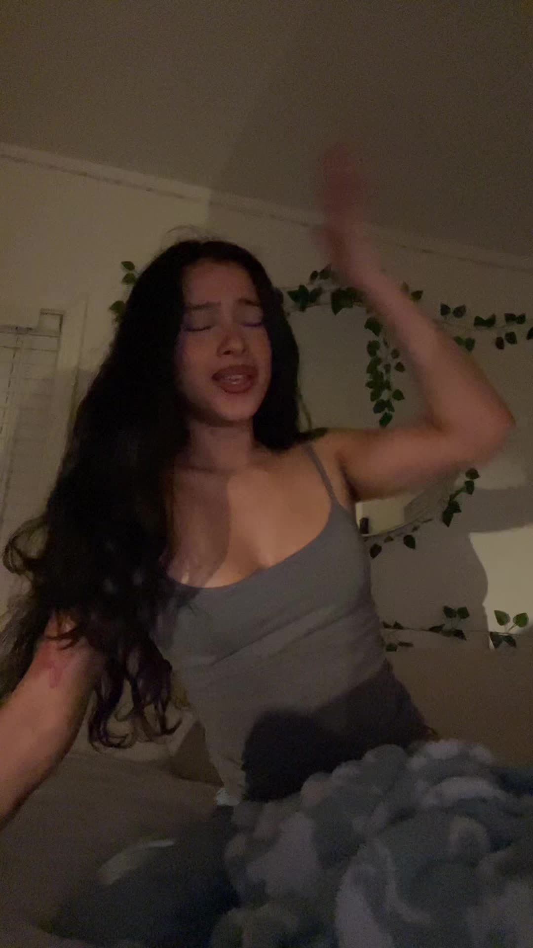 @Luna