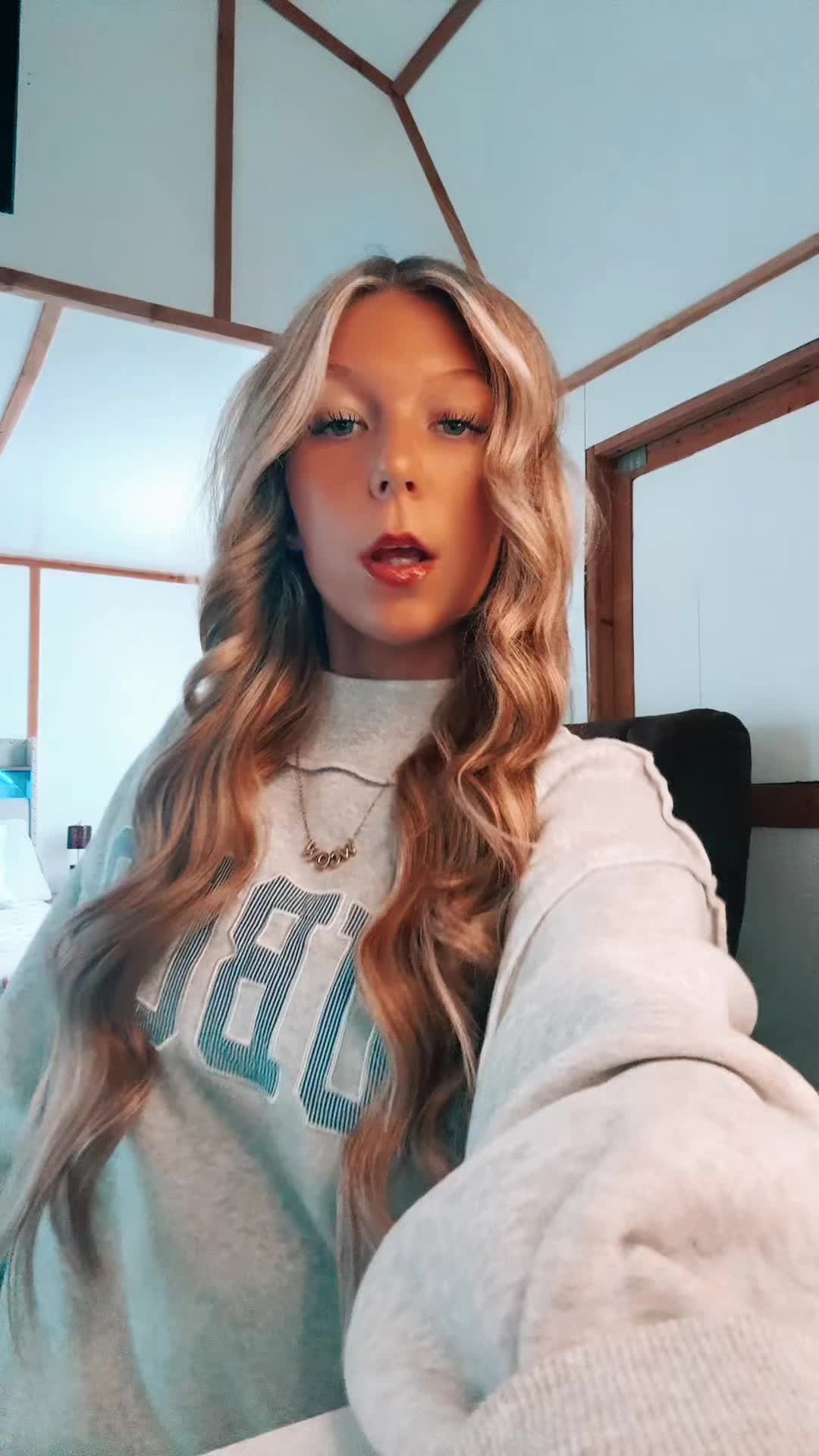 @XW