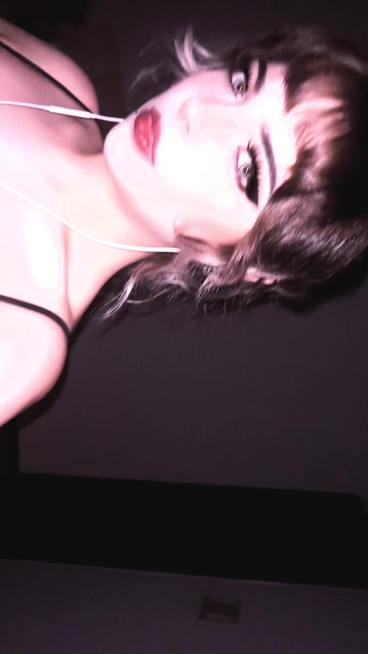 @alexijs