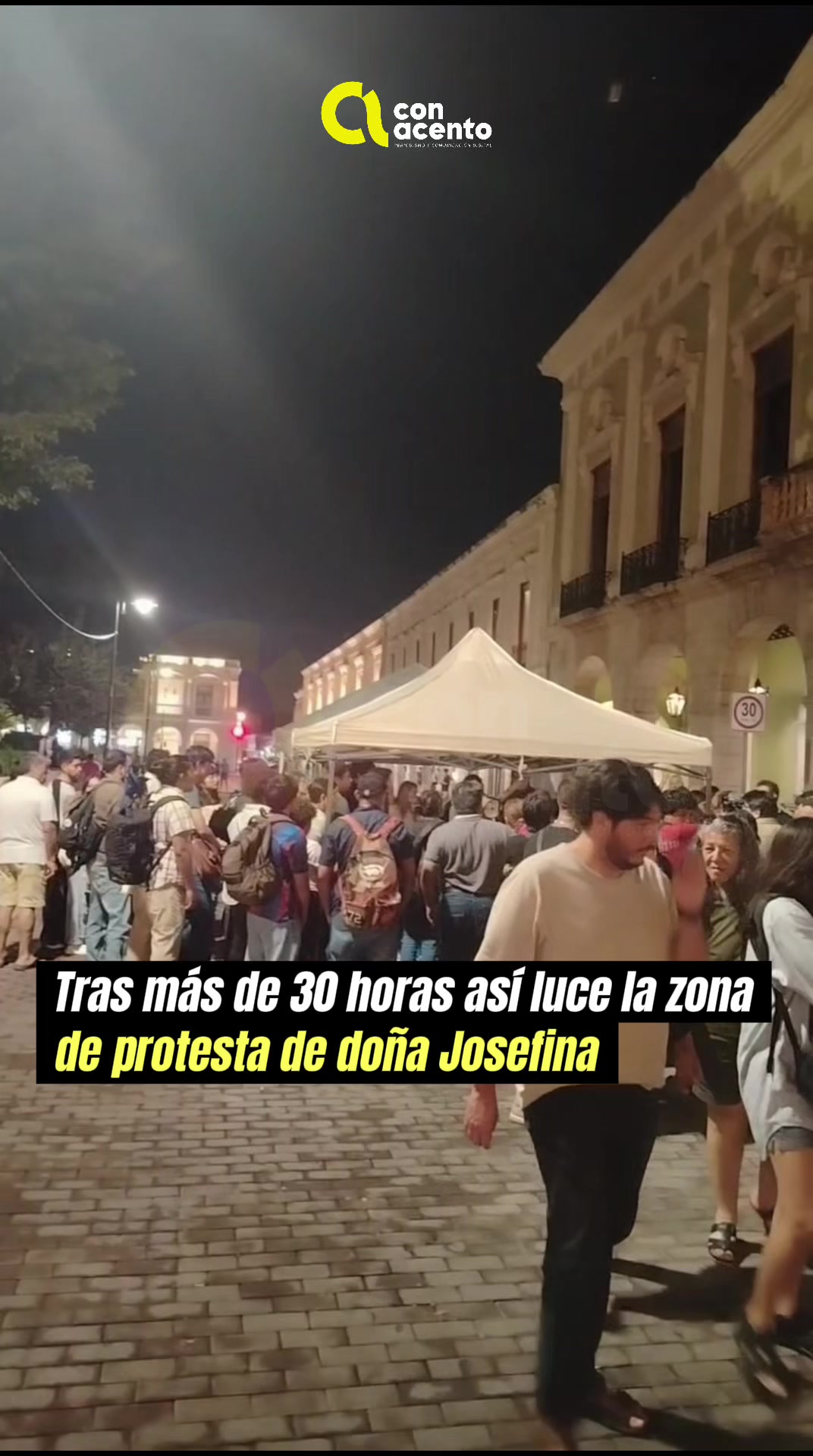 @Con Acento