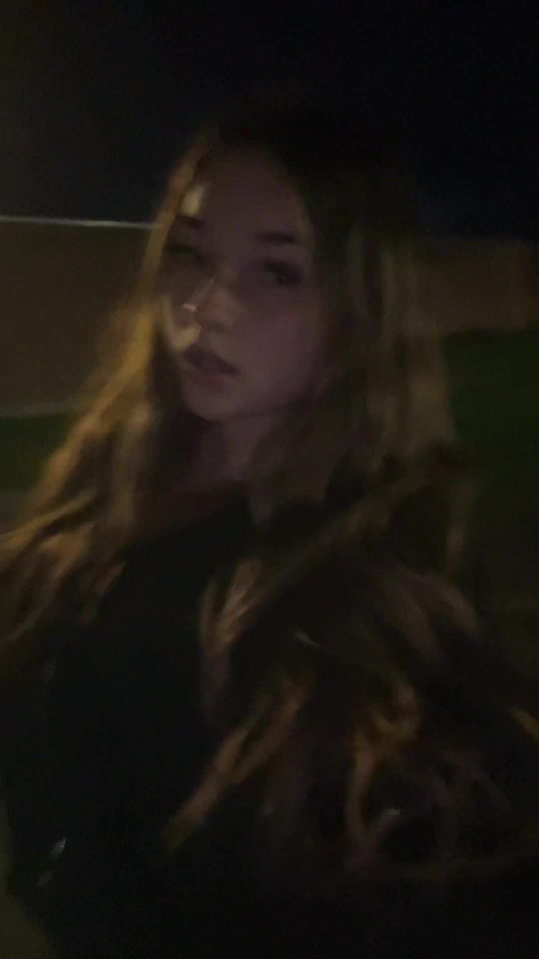 @Mia