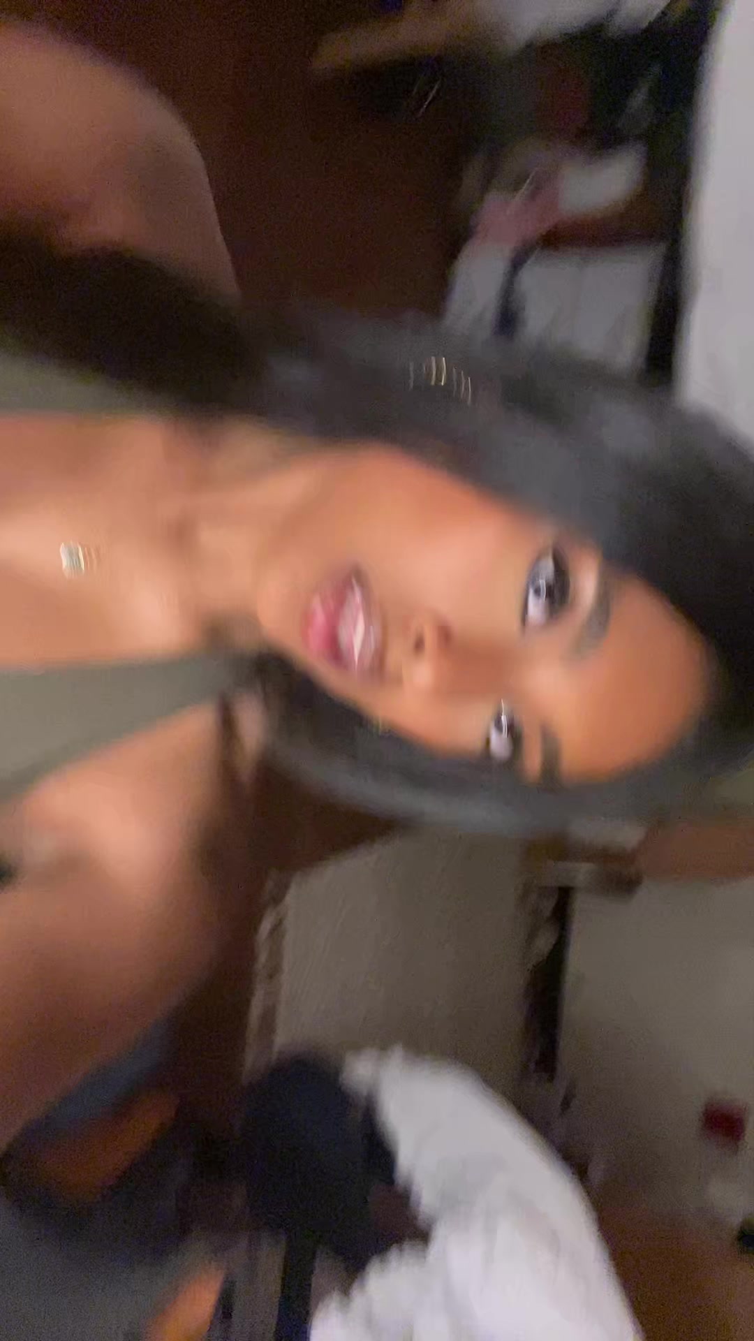 @💫