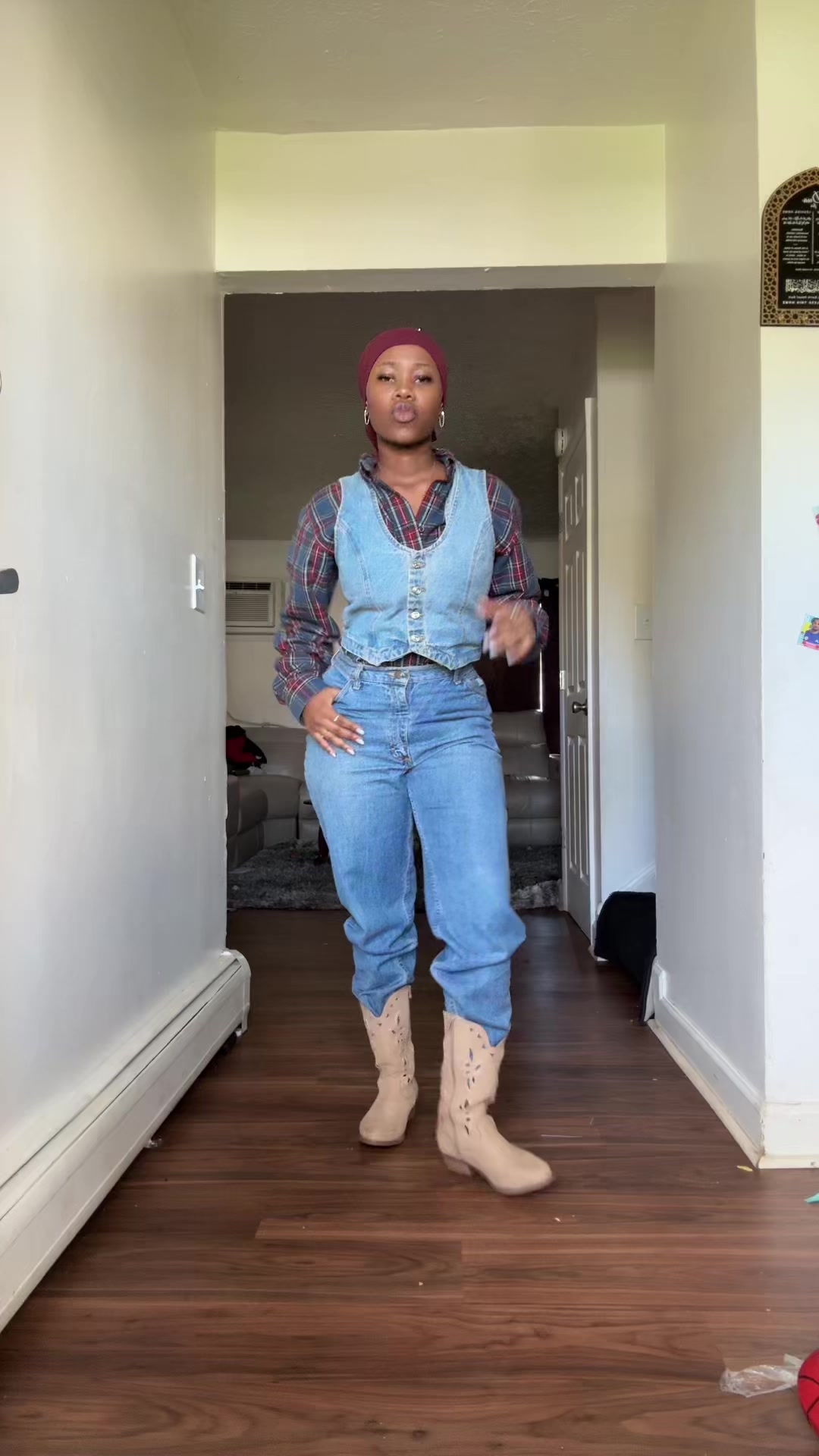 @Niya_Sabna