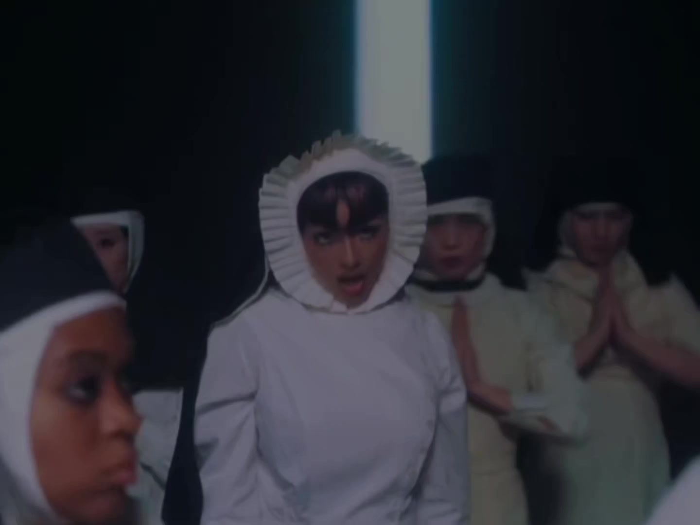 @✝︎ ٭ 𝐃𝐚𝐳𝐢𝐞 ٭ ✝︎