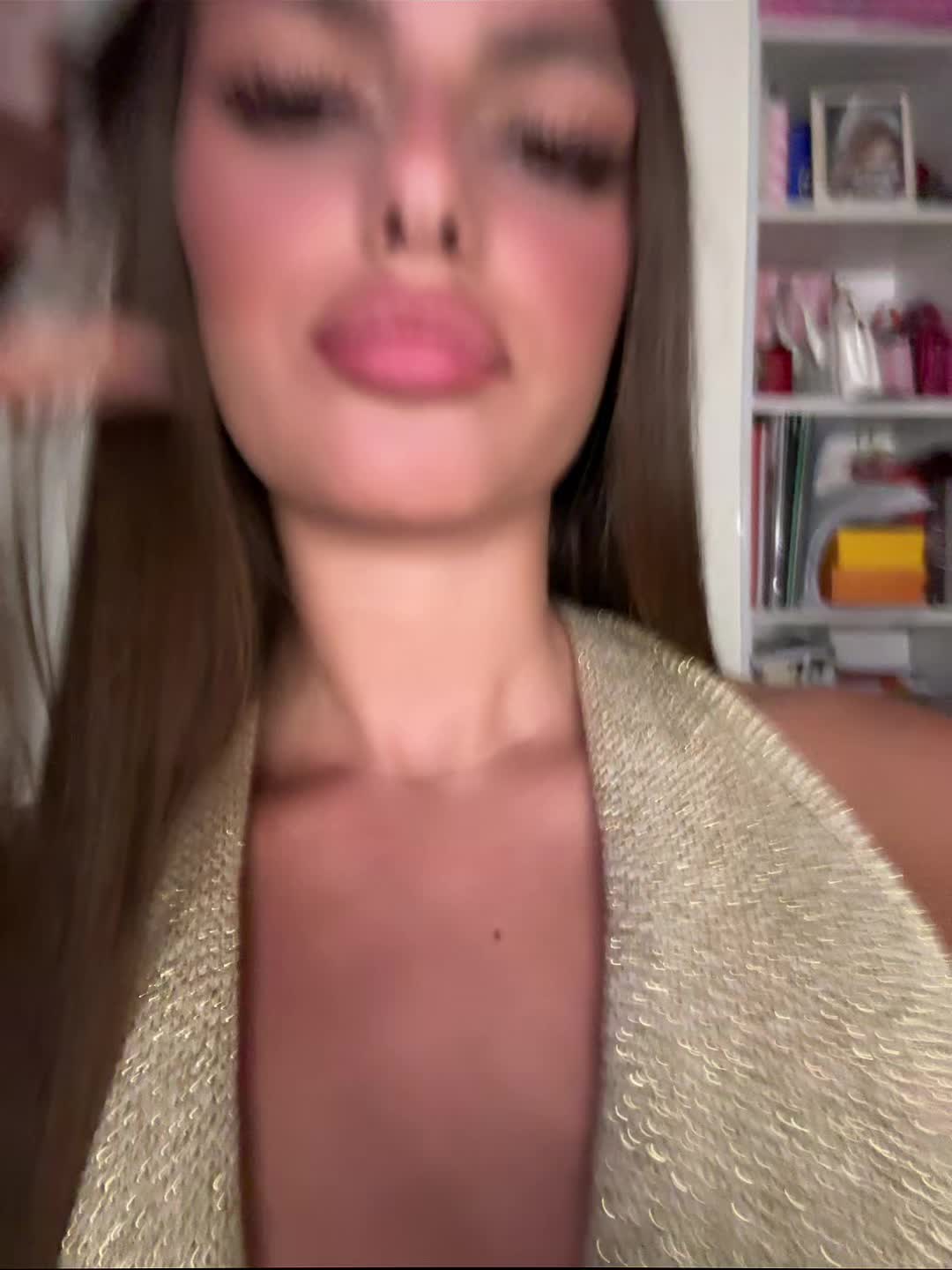@سيمونا
