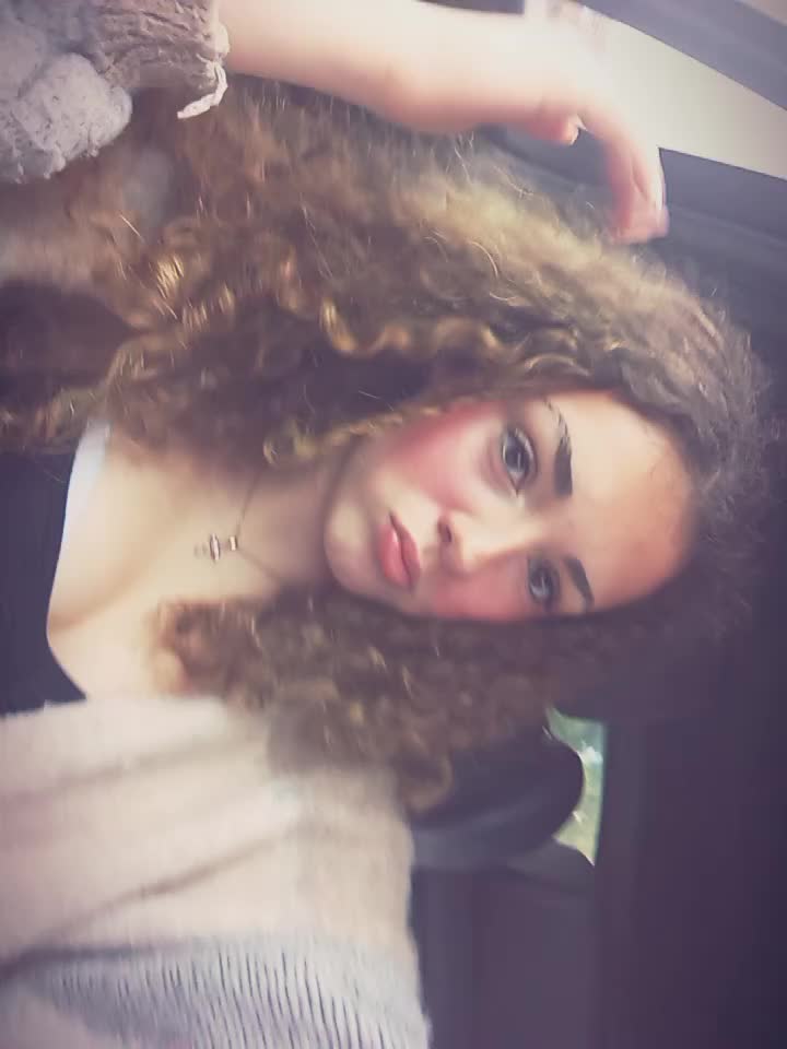 @𝐆𝐈𝐀𝐃𝐈𝐍𝐀 🪽