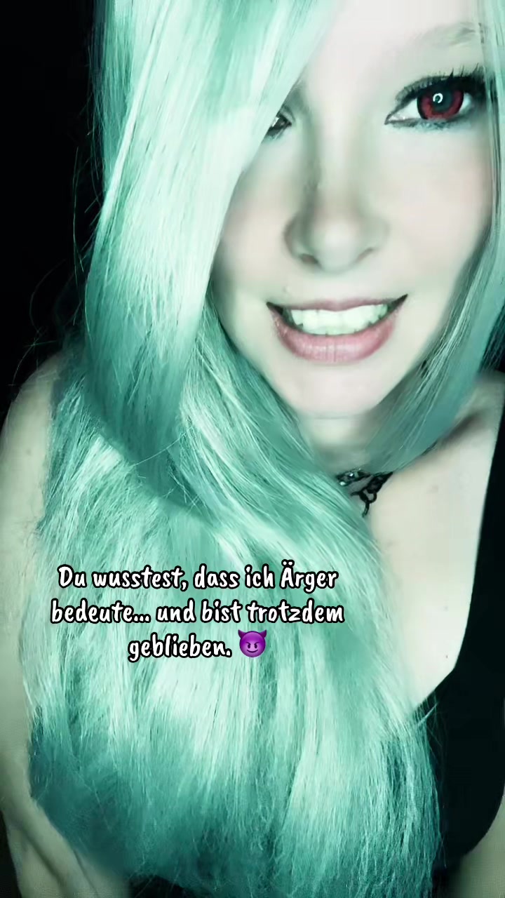 @MrsPuckiii 😈