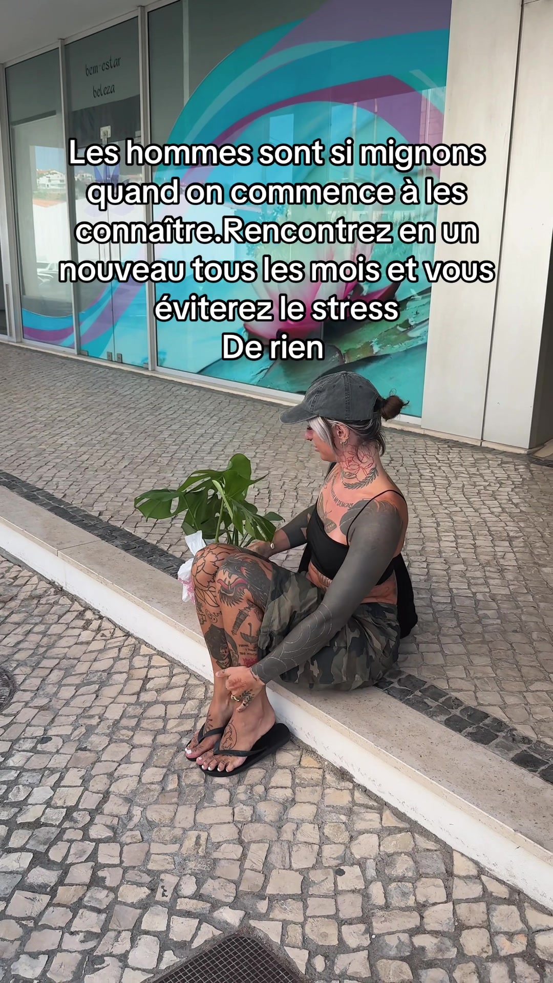 @La meuf tatouée là