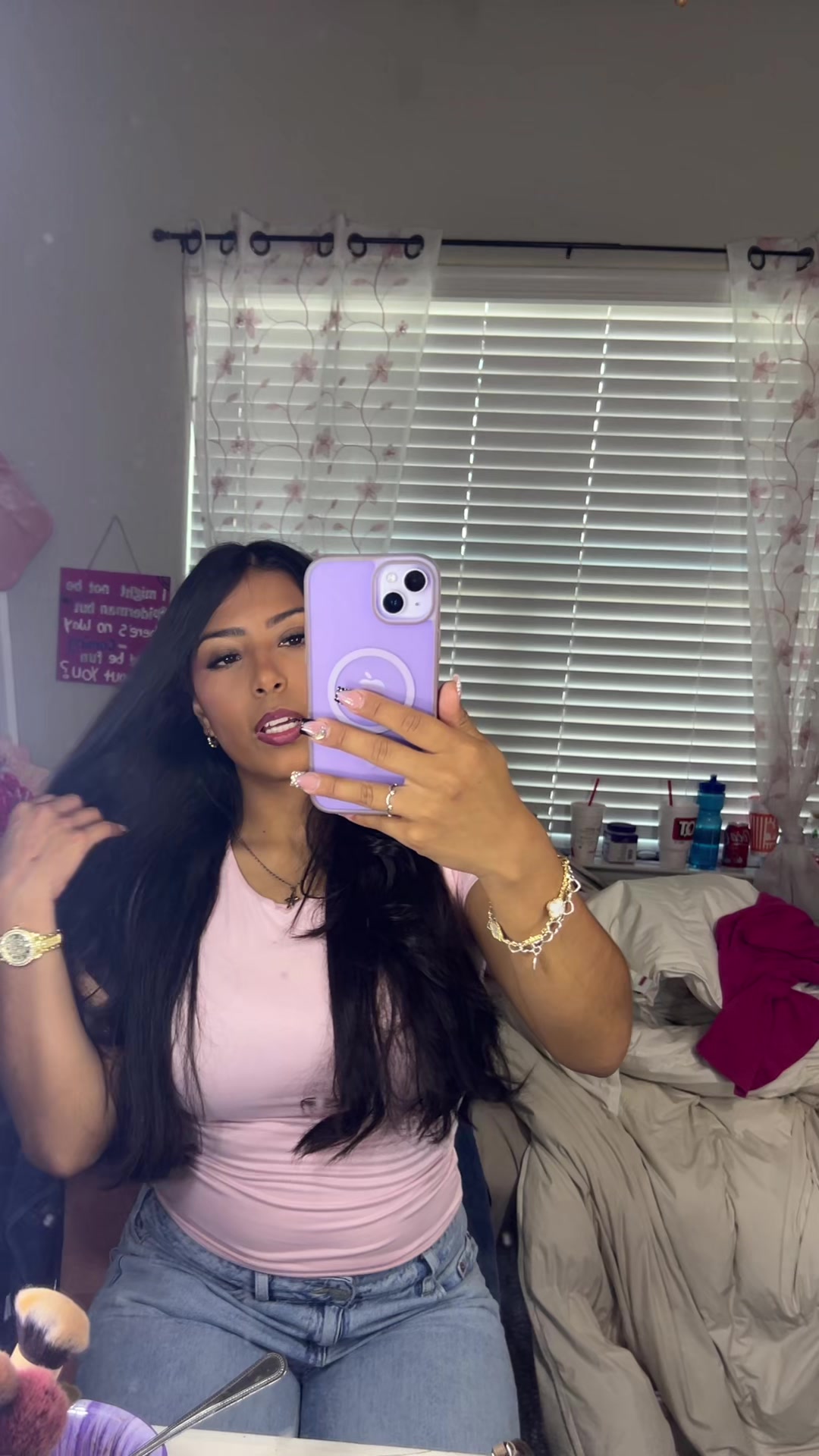 @_emisssss
