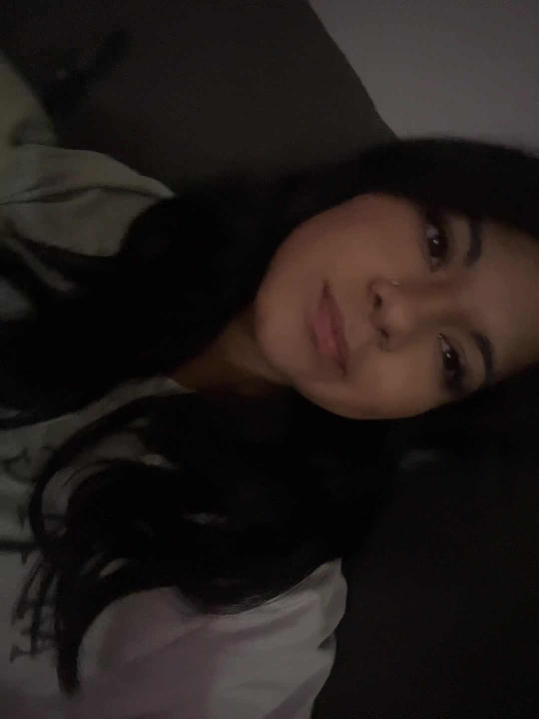 @𝕬𝖓𝖆