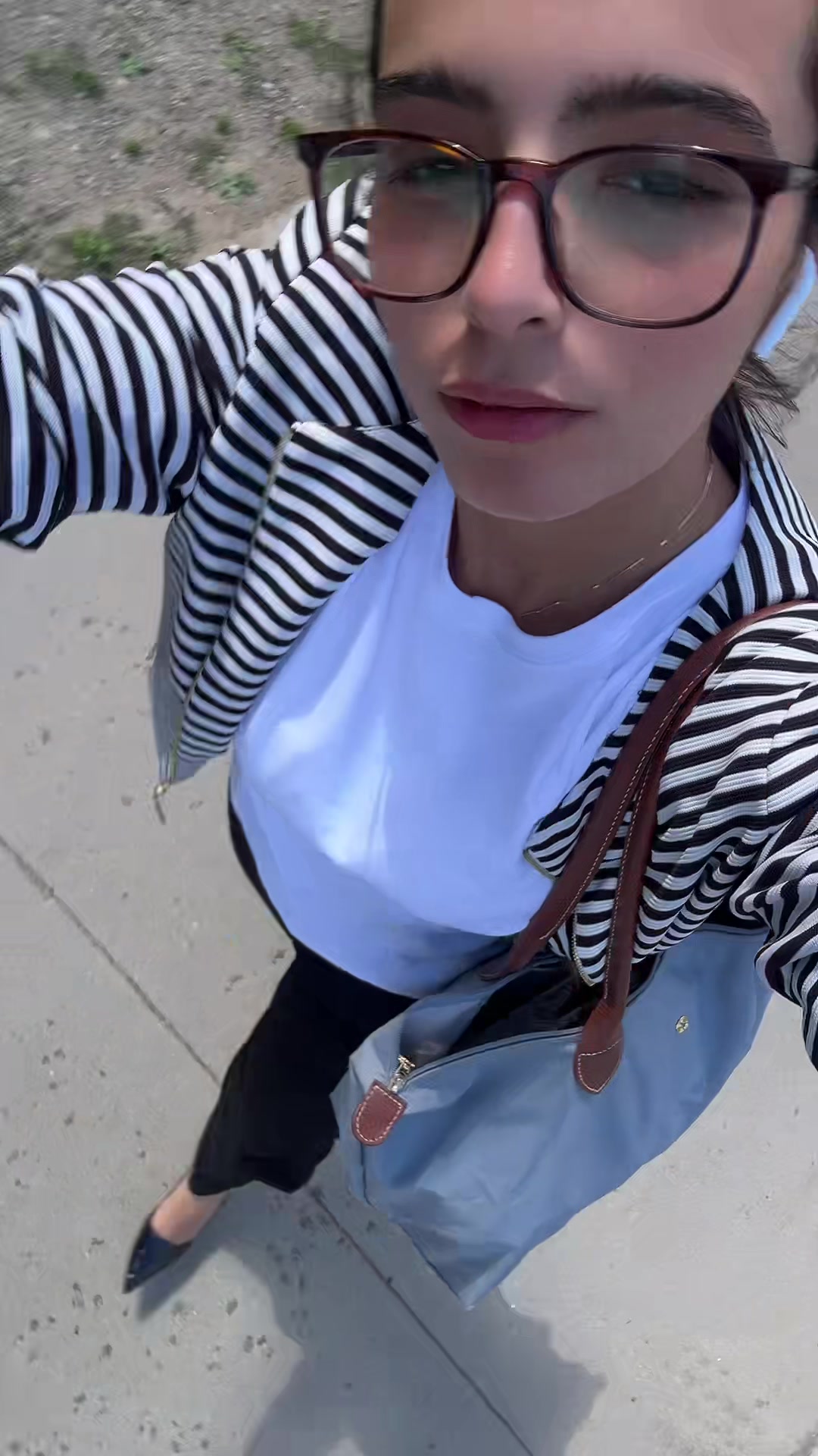 @DK