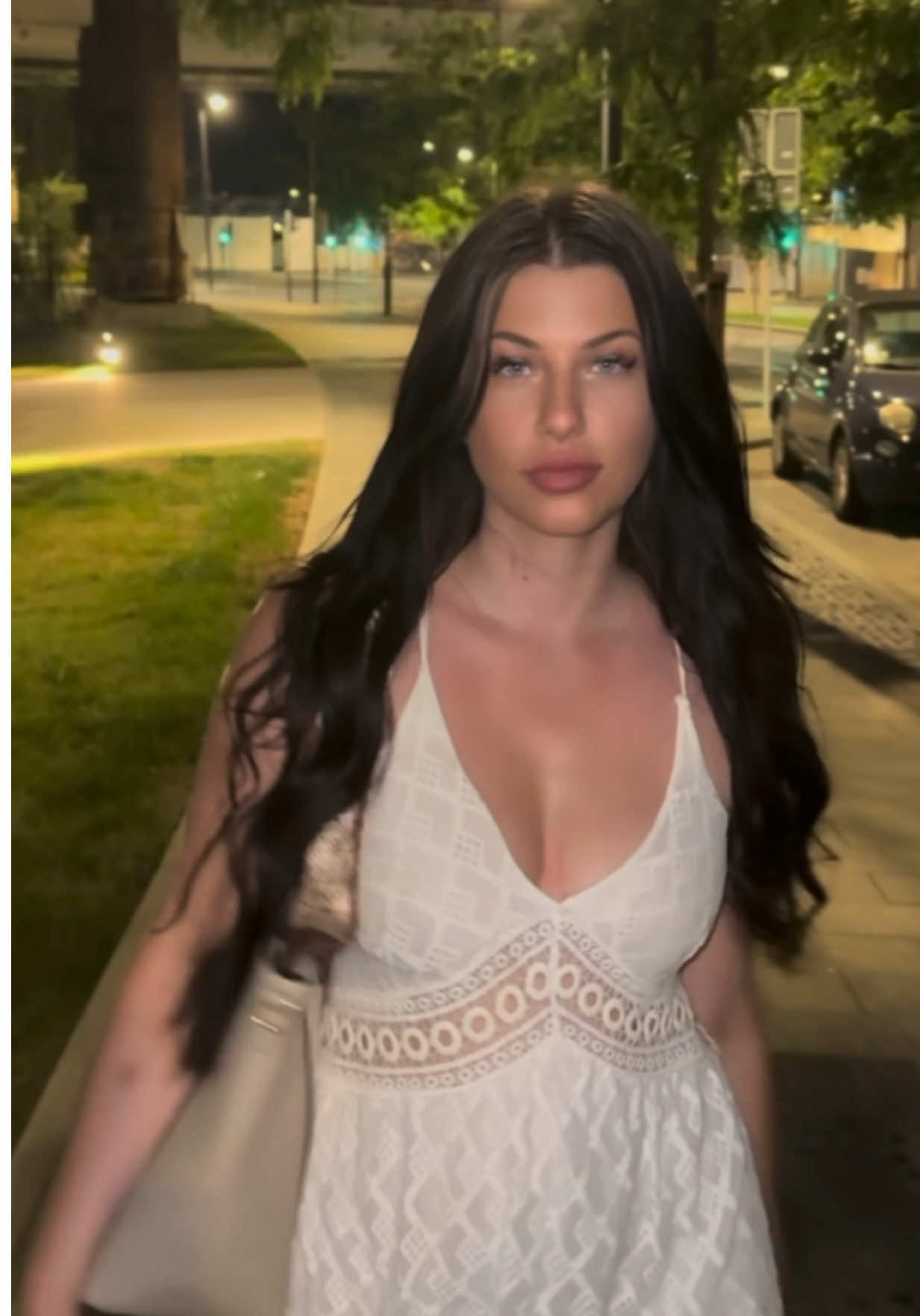 @AntoniaVov