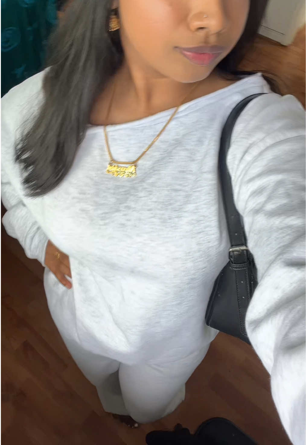 @Nivashiniii 💕