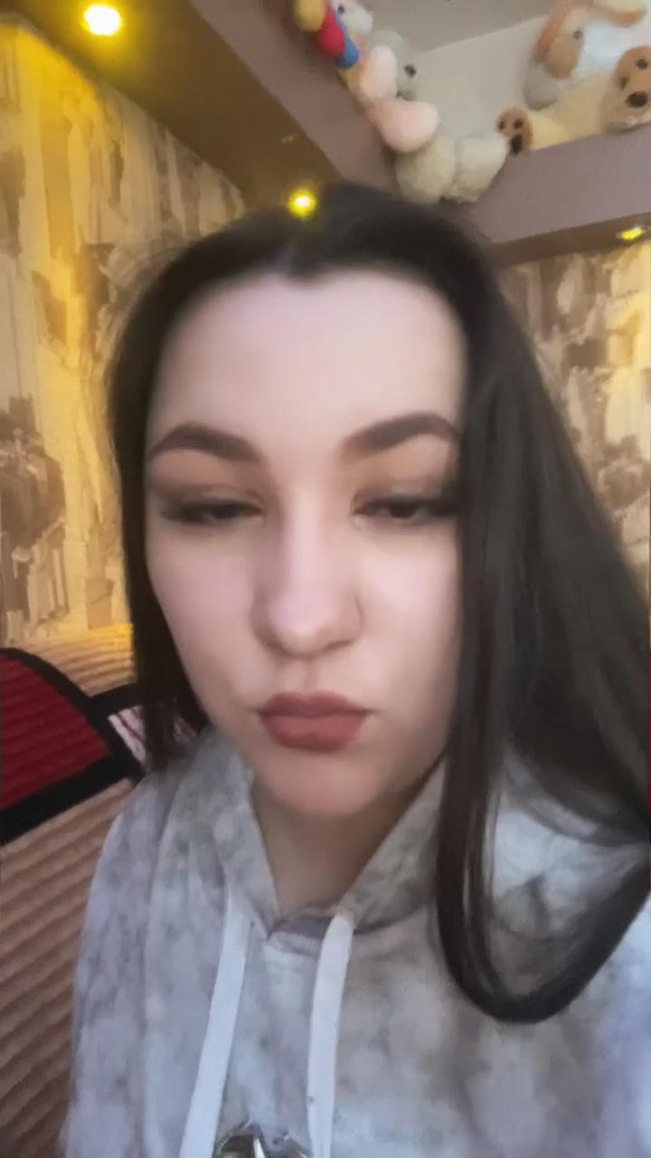 @arianaterno