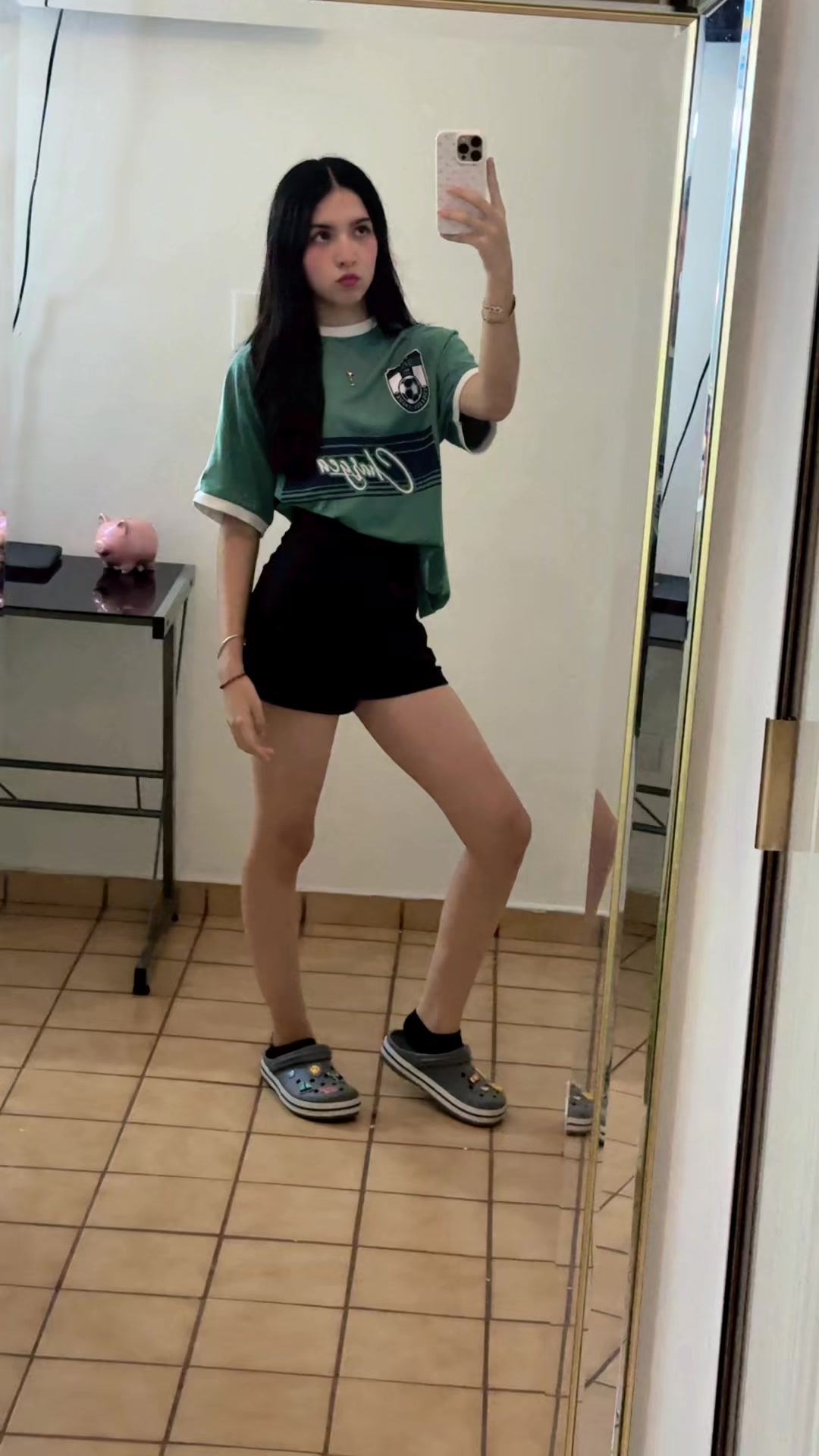 @Vicky4n