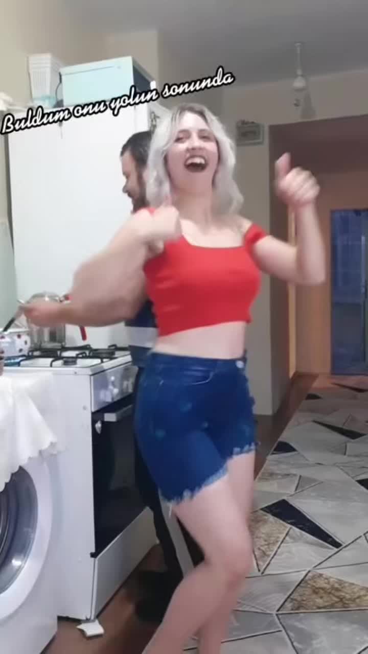 @ELİF AKYÜZ ✅