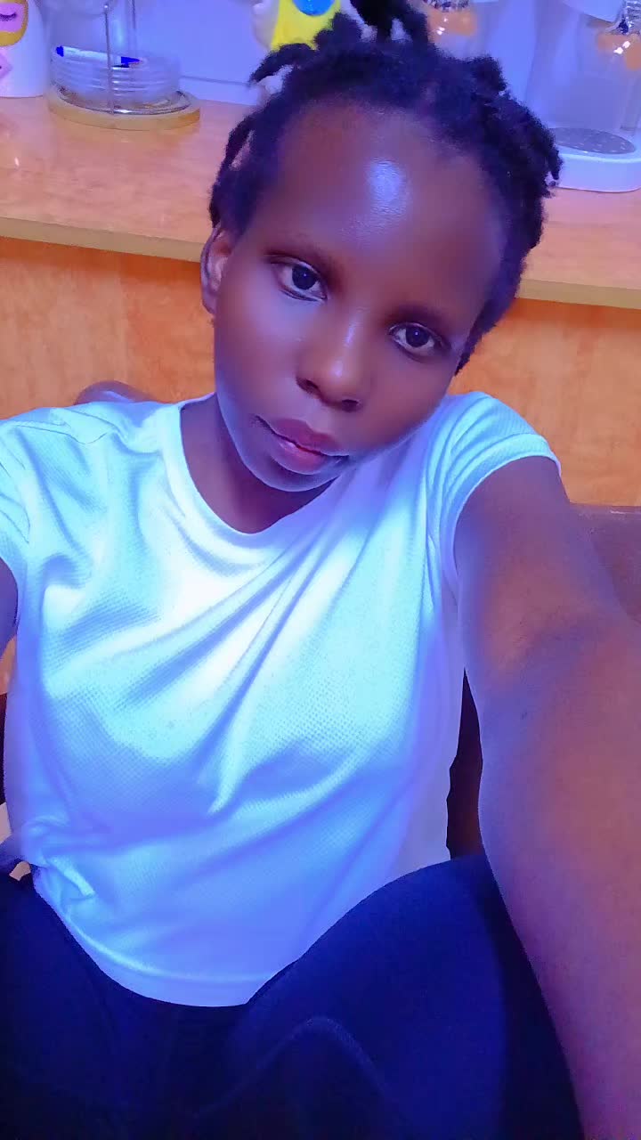 @🌸🦂chemuu💜🐇
